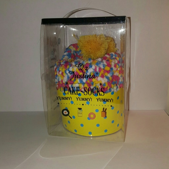 🎅Soft & Cute Cupcake Socks (Yellow) - Picture 2 of 6